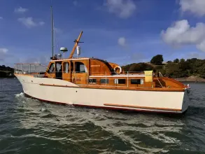 Thumbnail von Moody 43 Fred Parker 43' Fred Parker twin screw motor yacht