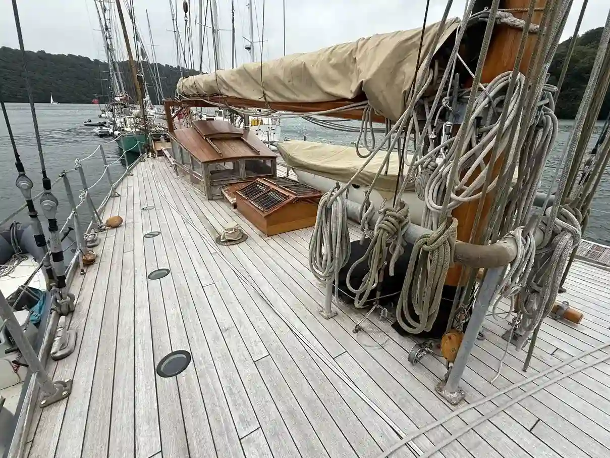 Thumbnail von Laurent Giles Dyarchy Gaff Cutter