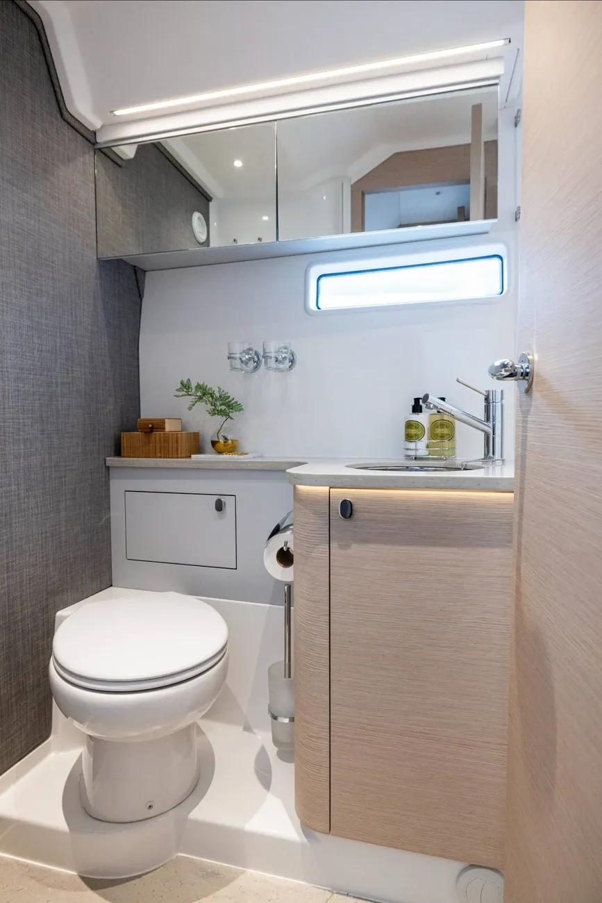 Thumbnail von Nimbus 495 Flybridge