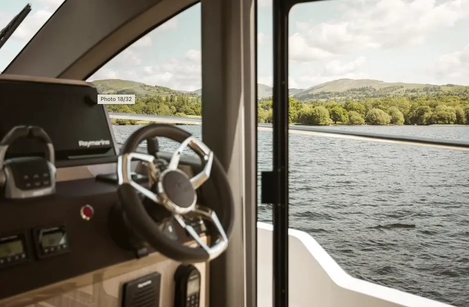 Thumbnail von Sealine F430