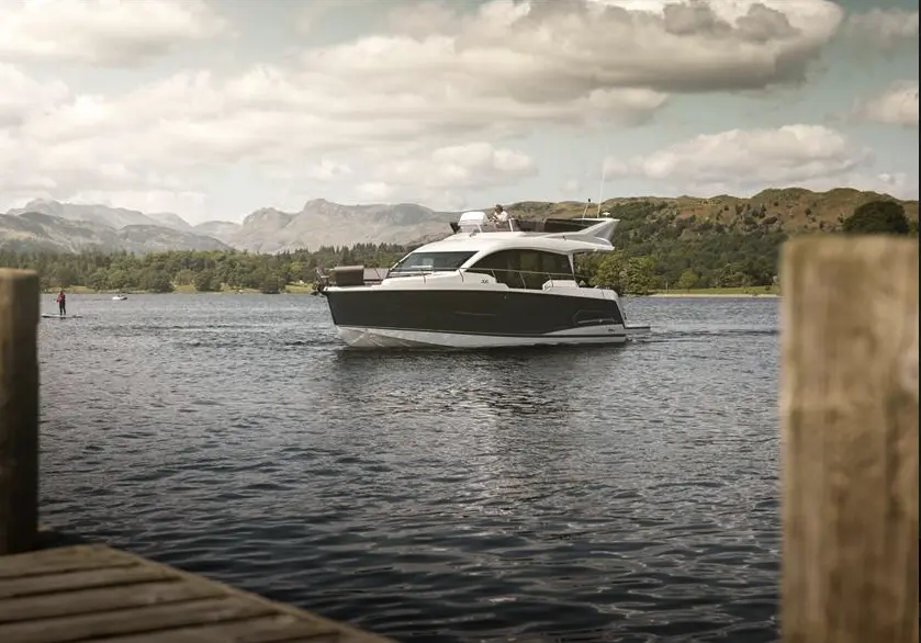 Thumbnail von Sealine F430