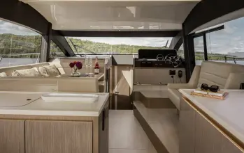 Thumbnail von Sealine F430