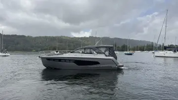 Thumbnail von Sealine S335