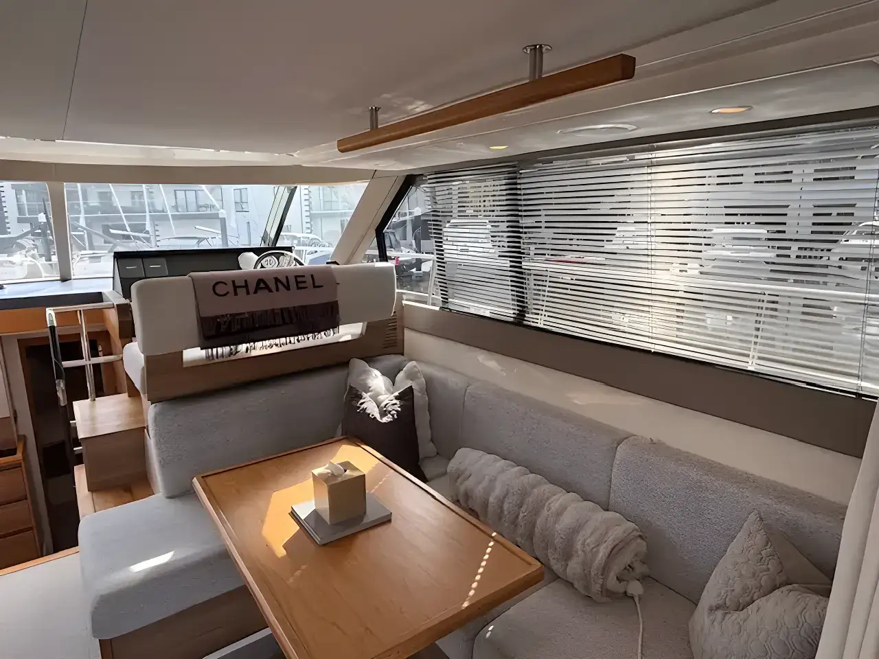 Thumbnail von Sealine F42