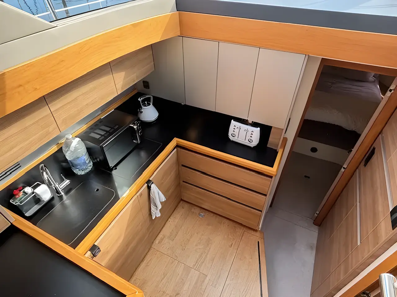 Thumbnail von Sealine F42