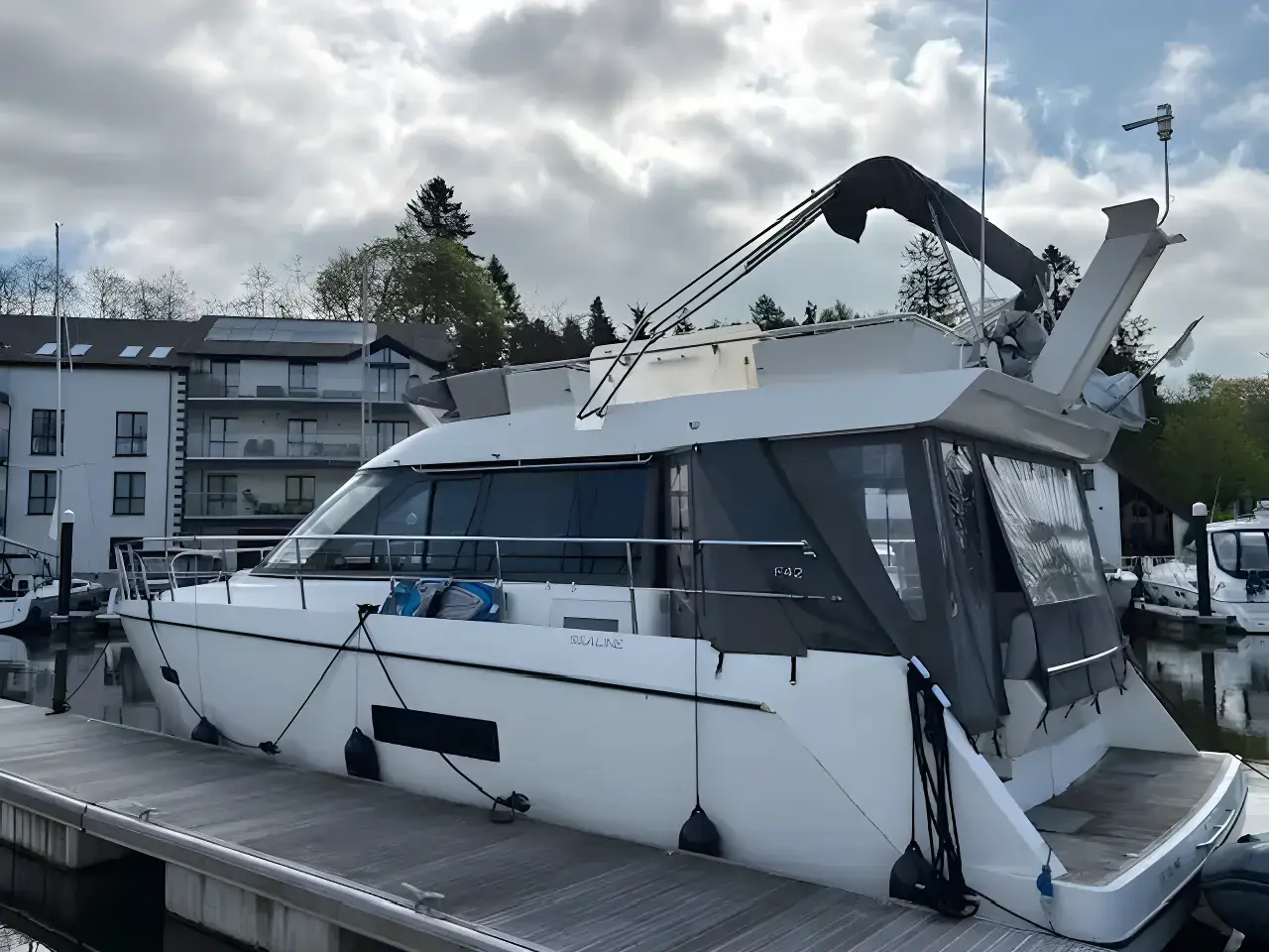 Thumbnail von Sealine F42