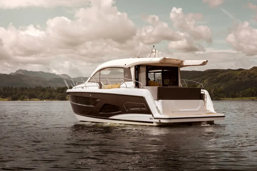 Thumbnail von Sealine C390