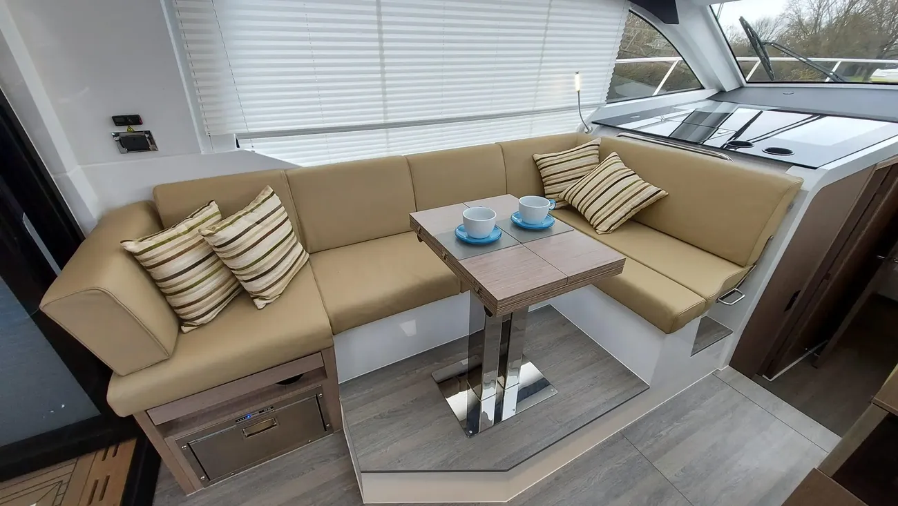 Thumbnail von Sealine C390