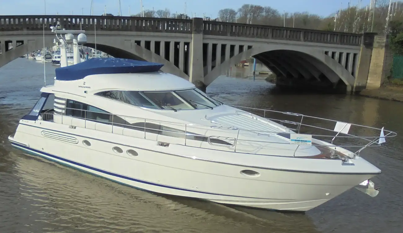 Fairline Squadron 52