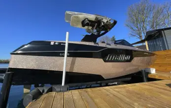 Thumbnail von Malibu M220