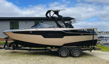 Thumbnail von Malibu M220