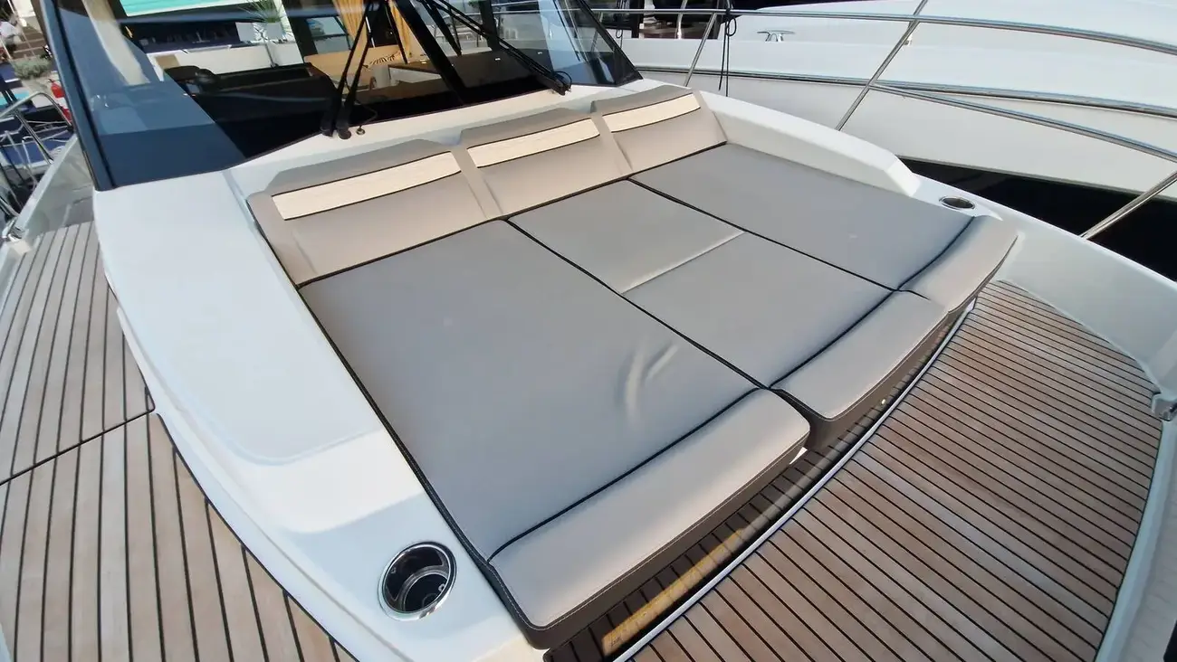 Jeanneau Merry Fisher 1095 Coupe Series 2