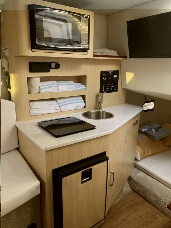 Thumbnail von Regal 26 Express Cruiser