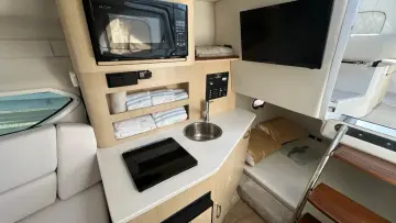 Thumbnail von Regal 26 Express Cruiser