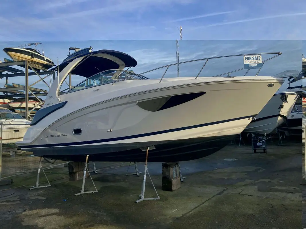 Thumbnail von Regal 26 Express Cruiser