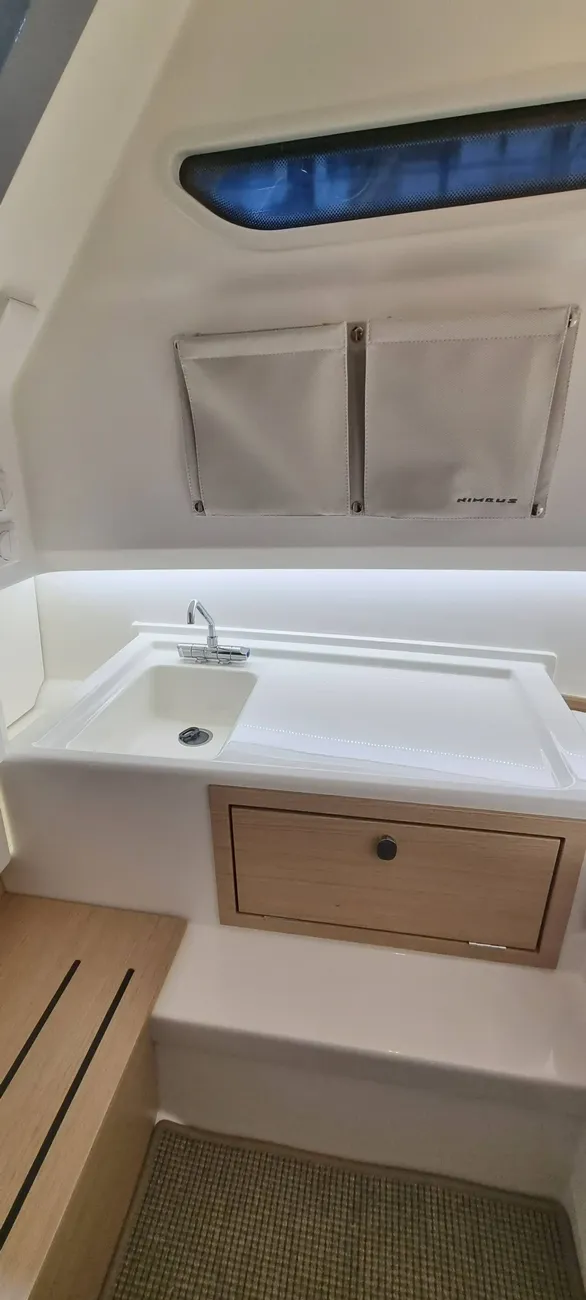 Thumbnail von Nimbus T8