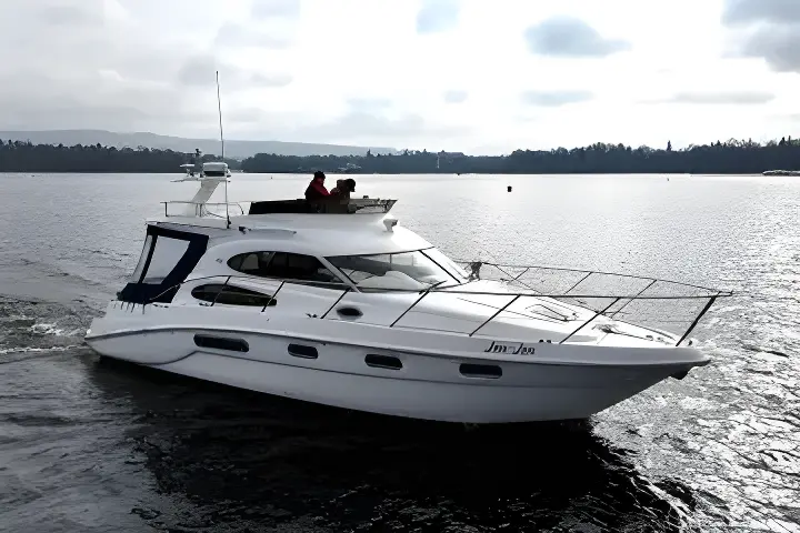 Sealine F37 Lou Lou