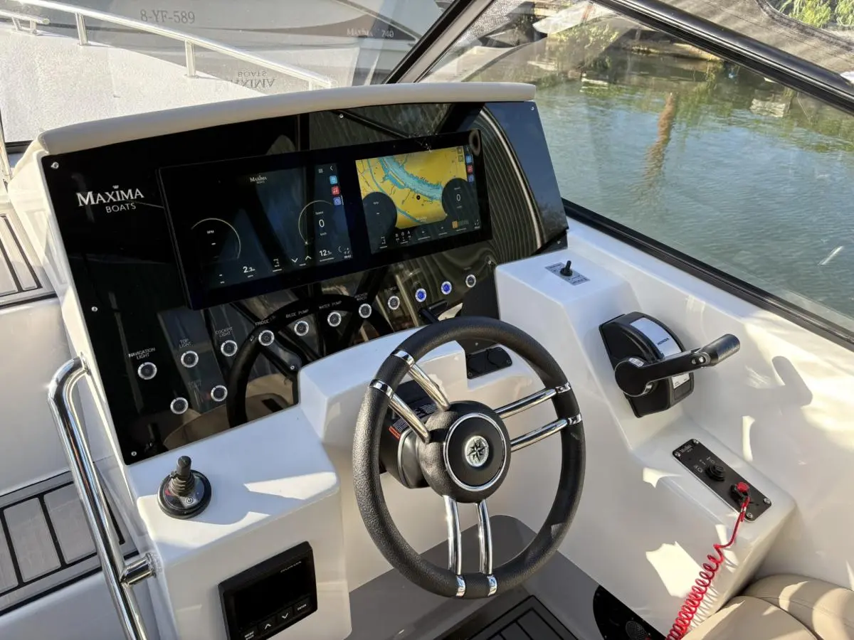 Thumbnail von Maxima 800 Cabin