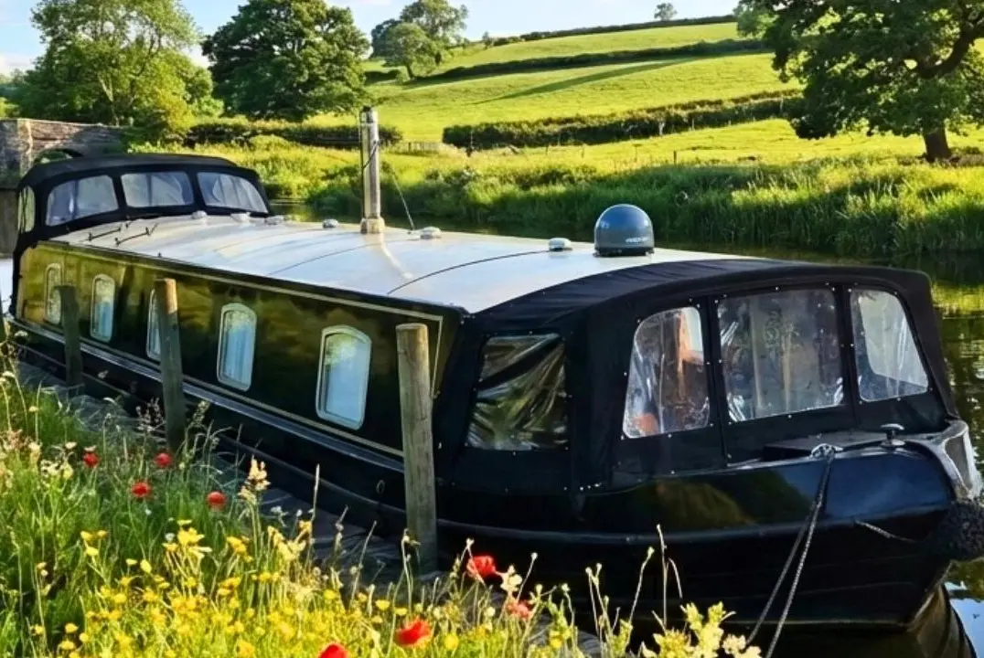 Aqualine Boats 60 Widebeam Serenity