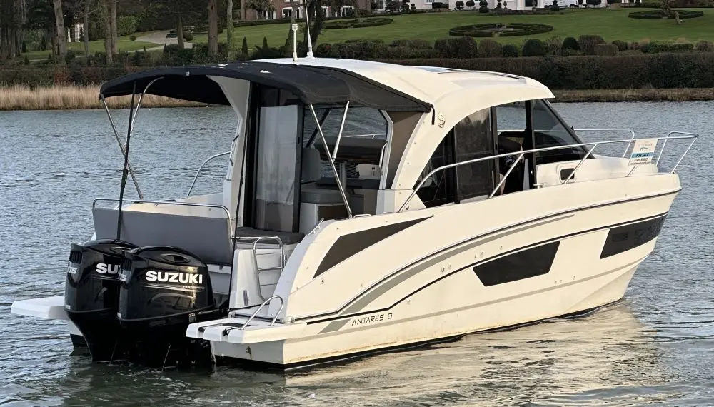 Thumbnail von Beneteau Antares 9