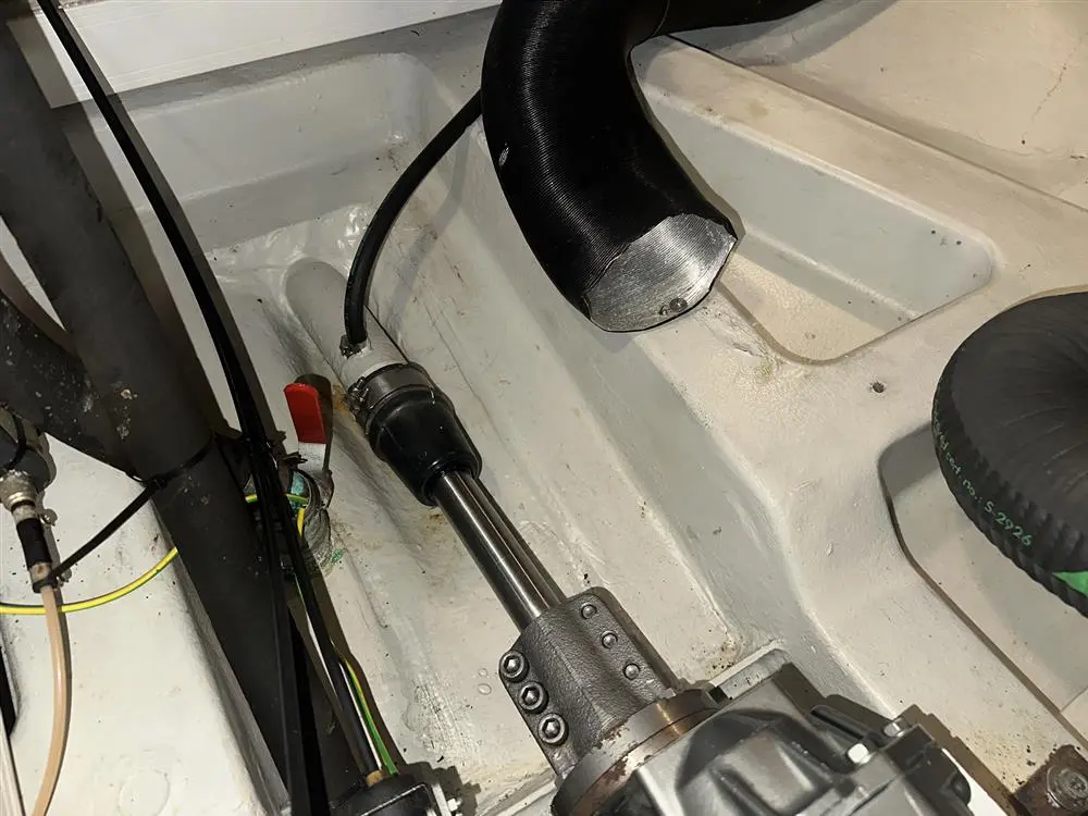 Thumbnail von Hallberg-Rassy 37