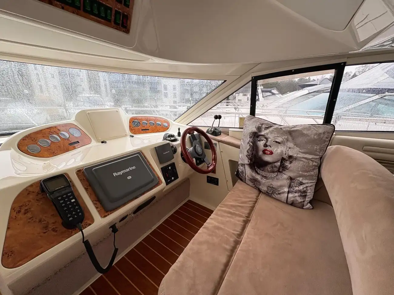 Thumbnail von Sealine F37