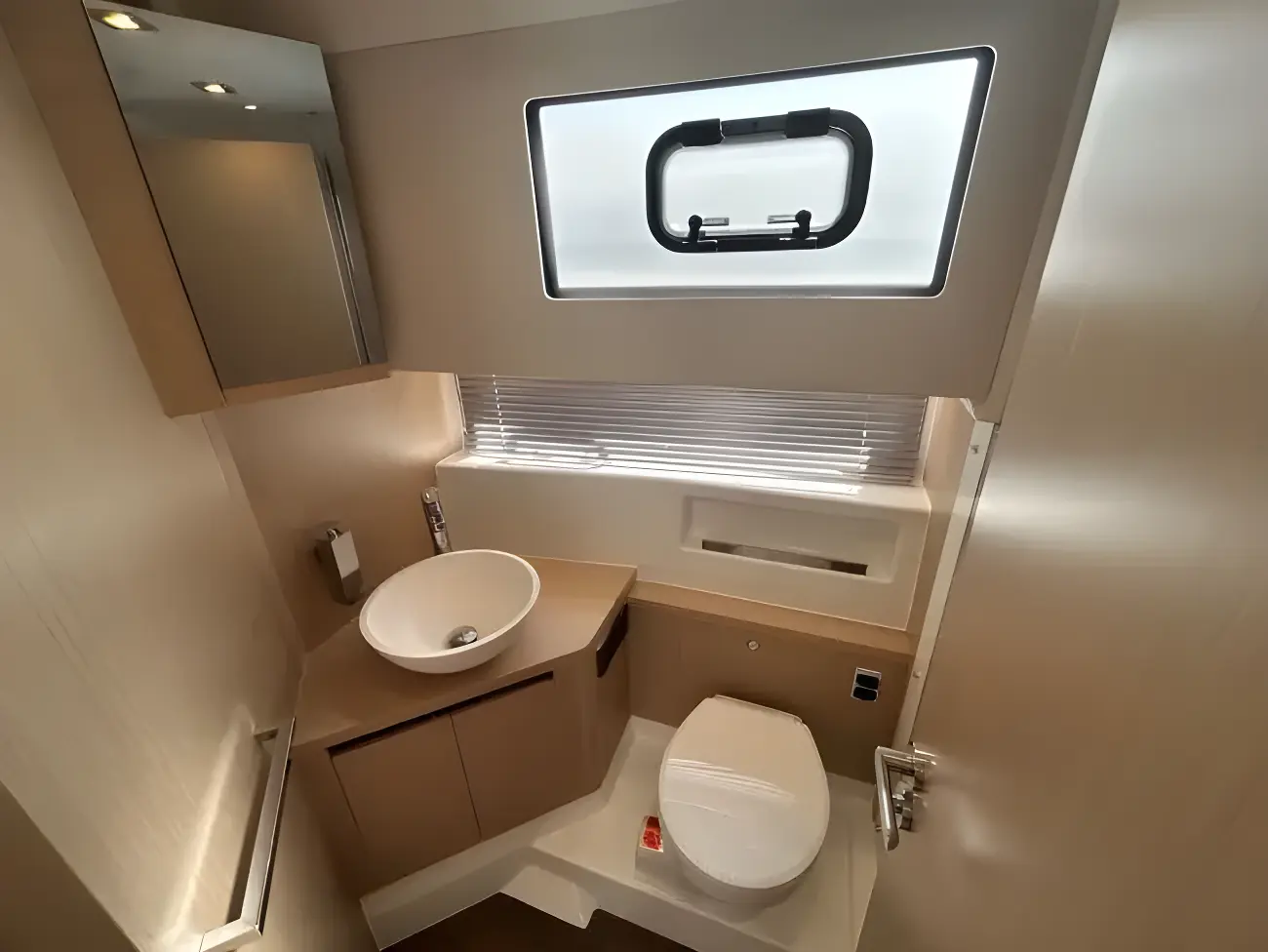 Thumbnail von Jeanneau DB37