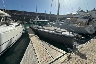 Thumbnail von Axopar 37 Sport Cabin