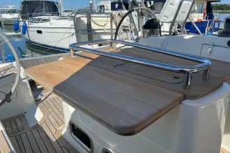 Thumbnail von Southerly 38 Snow Goose