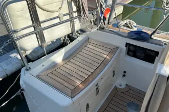 Thumbnail von Southerly 38 Snow Goose