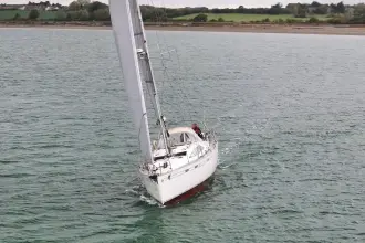 Thumbnail von Southerly 38 Snow Goose