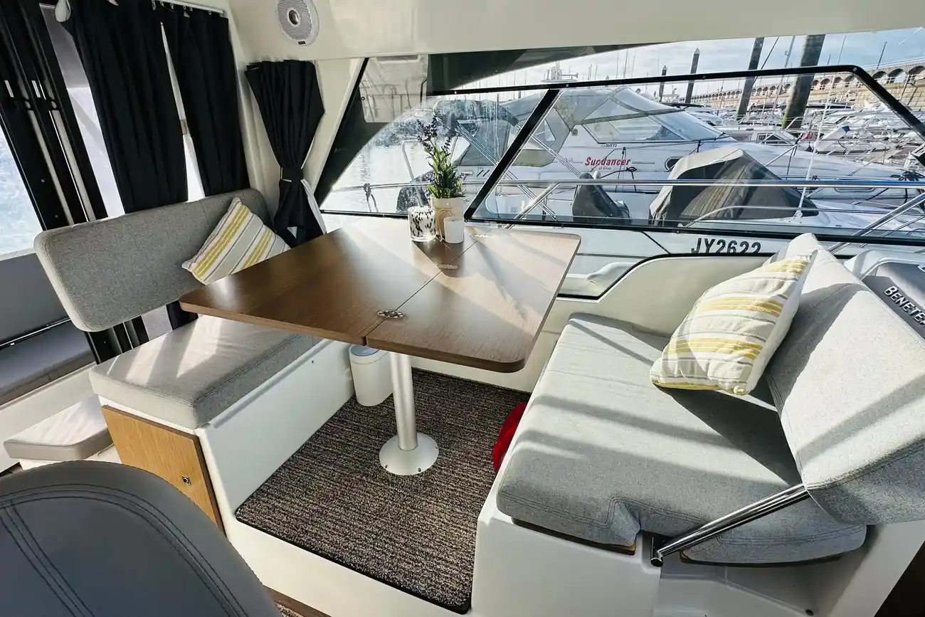 Thumbnail von Beneteau Antares 9