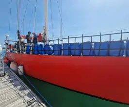 Thumbnail von Aleutian 70 Global Surveyor