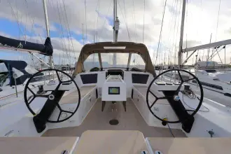 Thumbnail von Dufour 390 Sea Essay