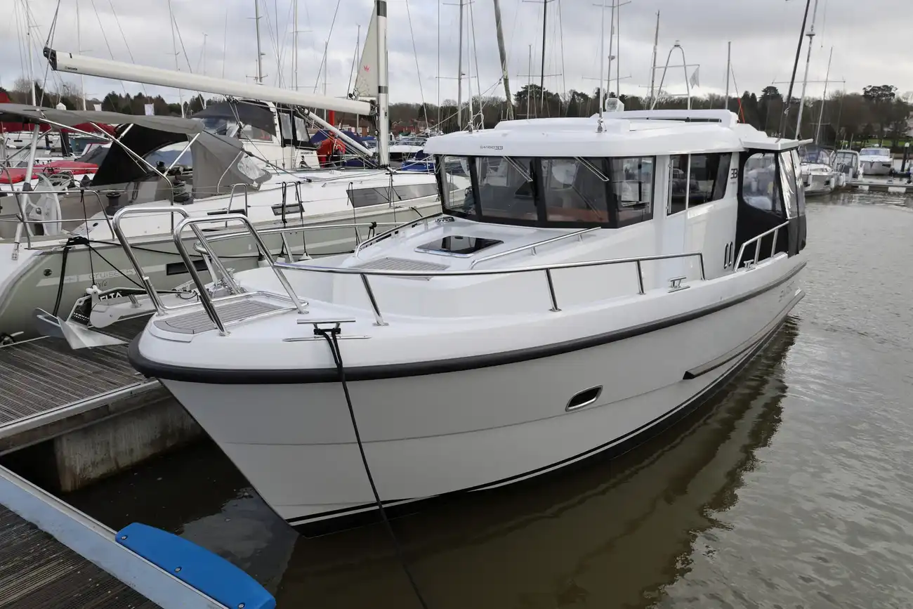 Sargo 33 Stingray