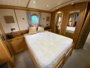 Thumbnail von Collingwood 60 x 10 Widebeam Red Watch