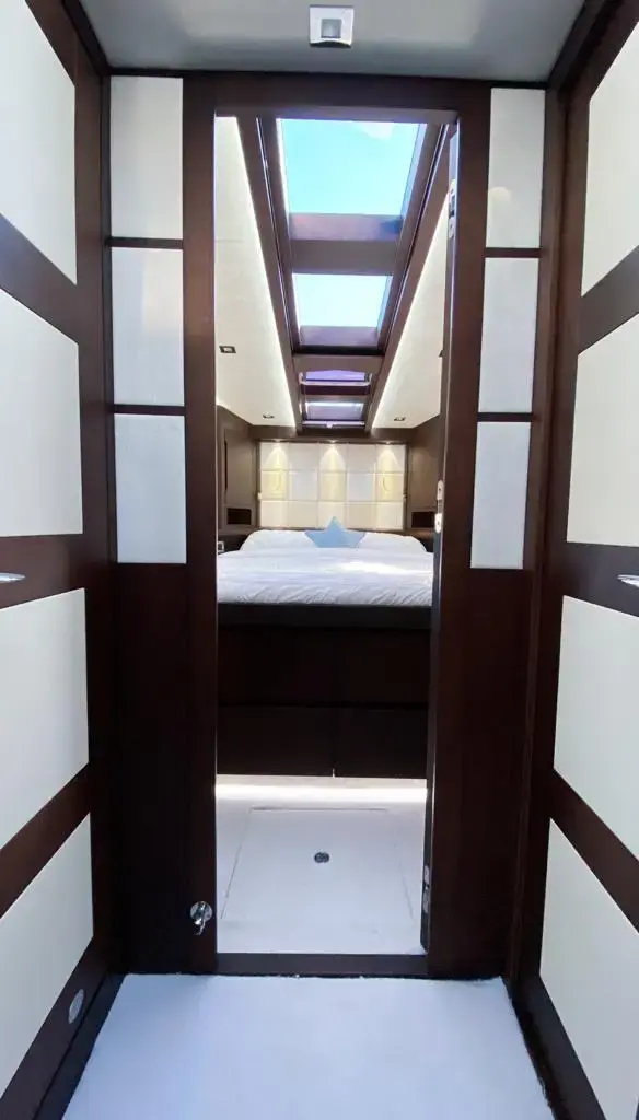 Thumbnail von Galeon 550 FLY