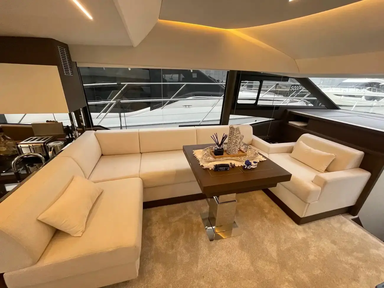 Thumbnail von Jeanneau 520 flybridge