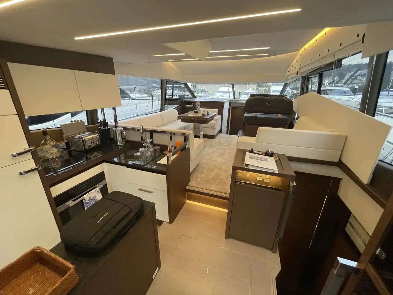 Thumbnail von Jeanneau 520 flybridge