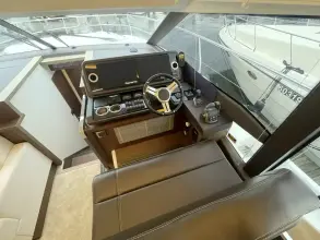 Thumbnail von Jeanneau 520 flybridge