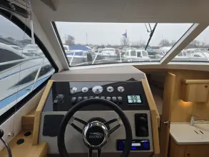 Thumbnail von Haines 32 Sedan Licence to Chill