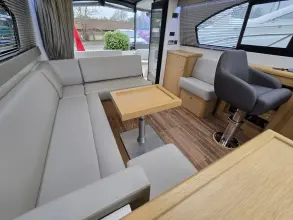 Thumbnail von Haines 32 Sedan Licence to Chill