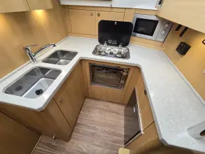 Thumbnail von Haines 32 Sedan Licence to Chill