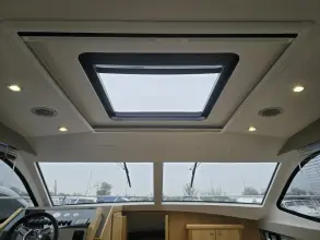 Thumbnail von Haines 32 Sedan Licence to Chill