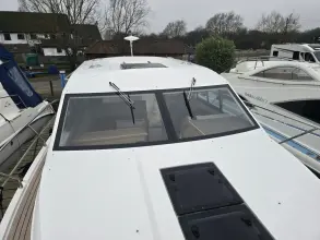 Thumbnail von Haines 32 Sedan Licence to Chill