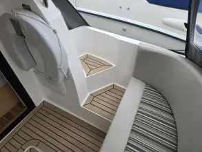 Thumbnail von Haines 32 Sedan Licence to Chill