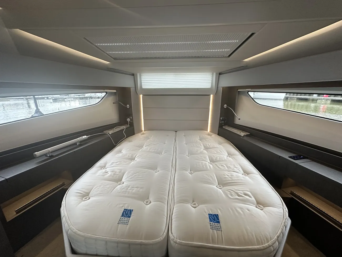 Thumbnail von Sealine C390 New Listing