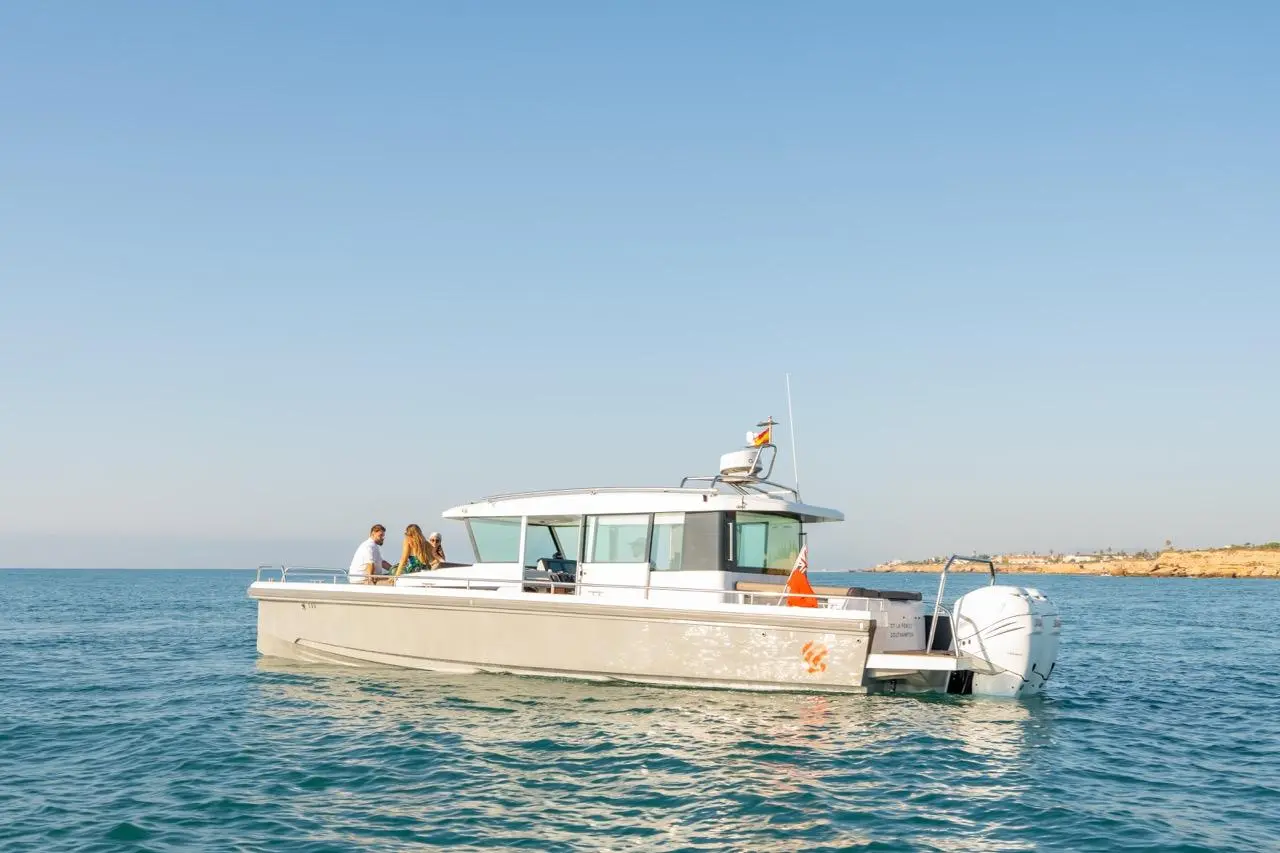 Thumbnail von Axopar 37 XC Cross Cabin