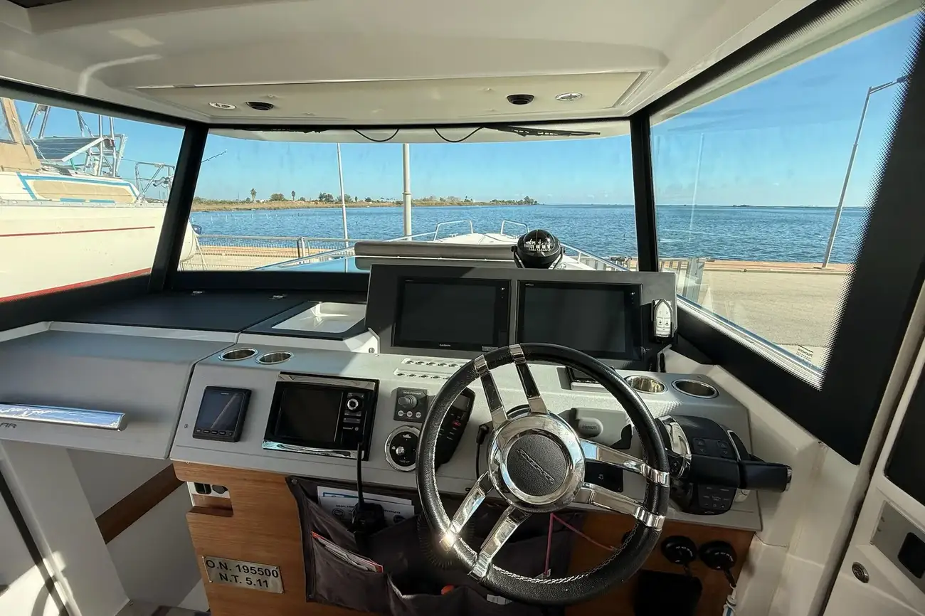 Thumbnail von Axopar 37 XC Cross Cabin