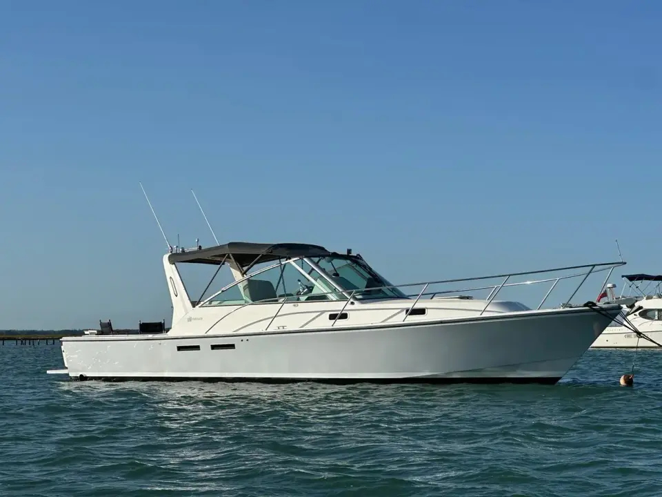 Hunt Yachts Harrier 36 Rio